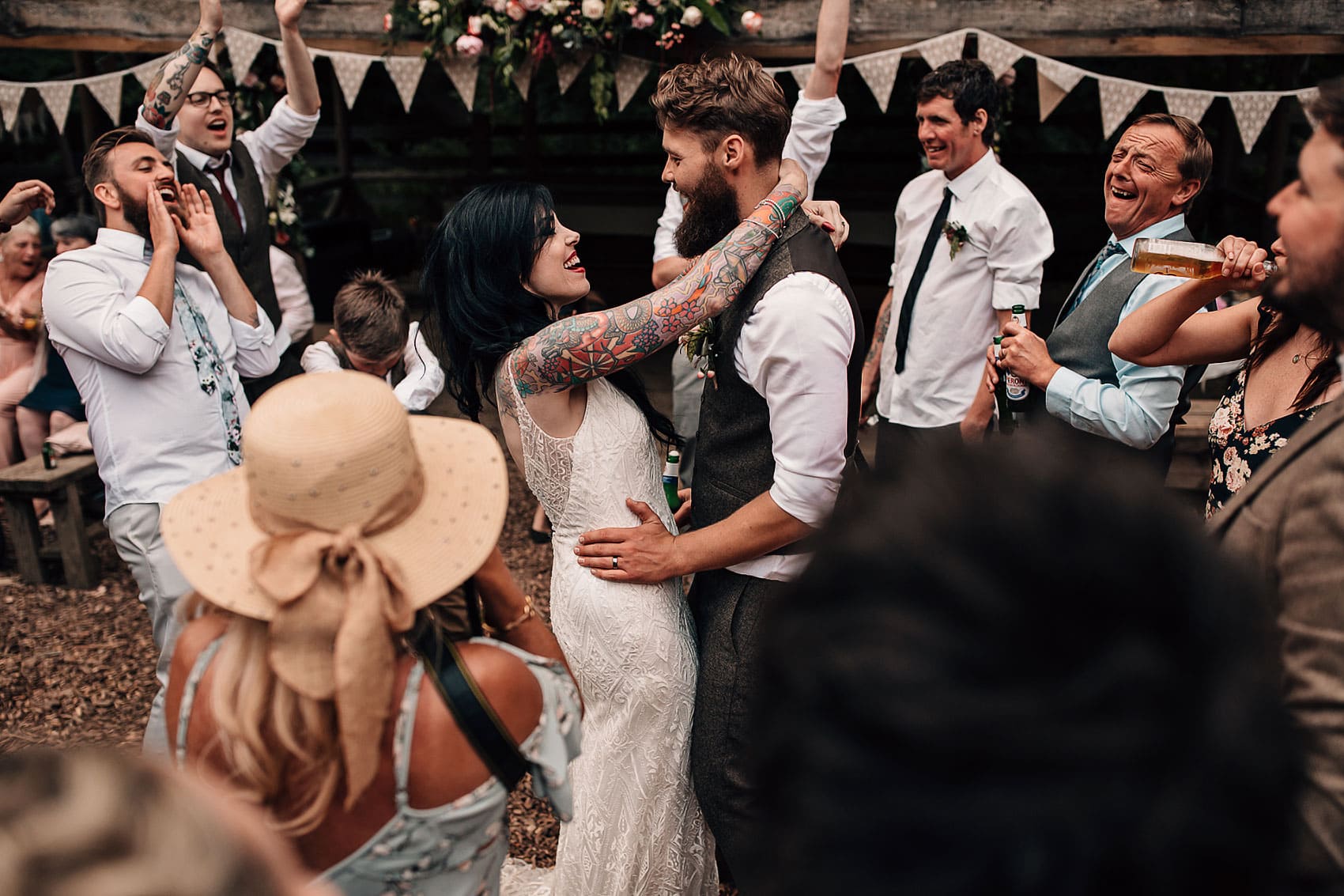 creative couples outdoor wedding photographer