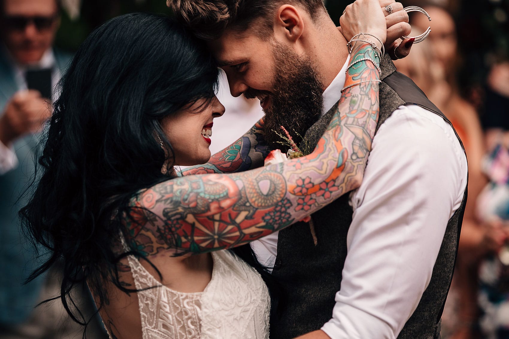 tattoo bride outdoor wedding photographer