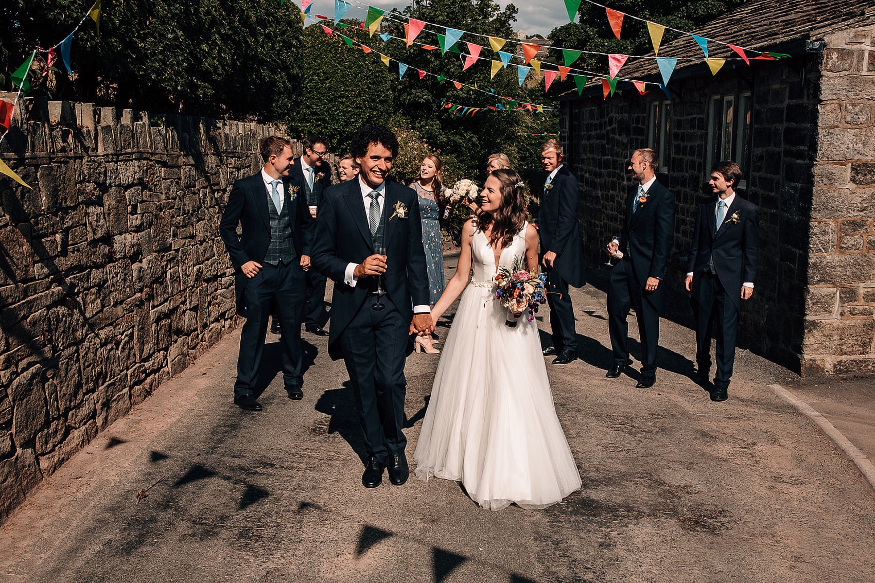outdoor wedding photography bridal party