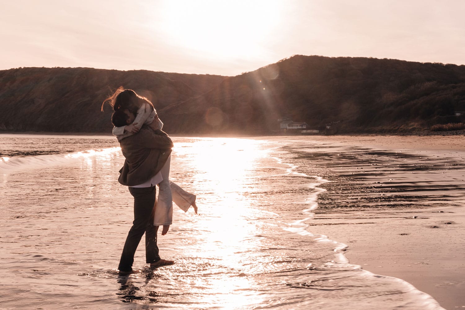 Playful and relaxed couples photo-shoot on Runswick Bay Beach
